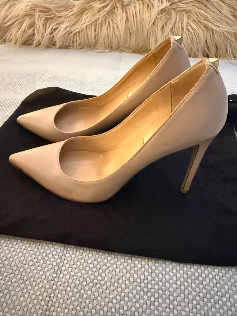 Valentino Nude Pointed-Toe Leather Stiletto Pumps